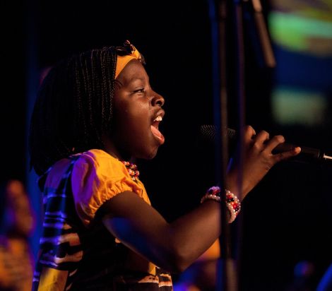 African Praise&Worship met Mwangaza